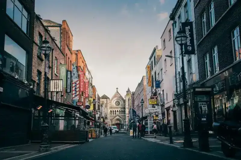 Study in Ireland - Study abroad destination background