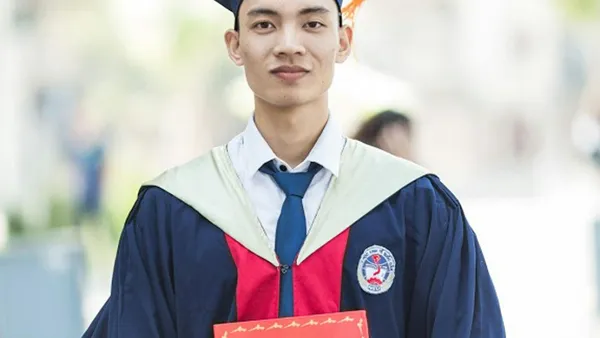 आइवी लीग vs राज्य विश्वविद्यालय: अंतरराष्ट्रीय छात्रों के लिए क्या अंतर है?